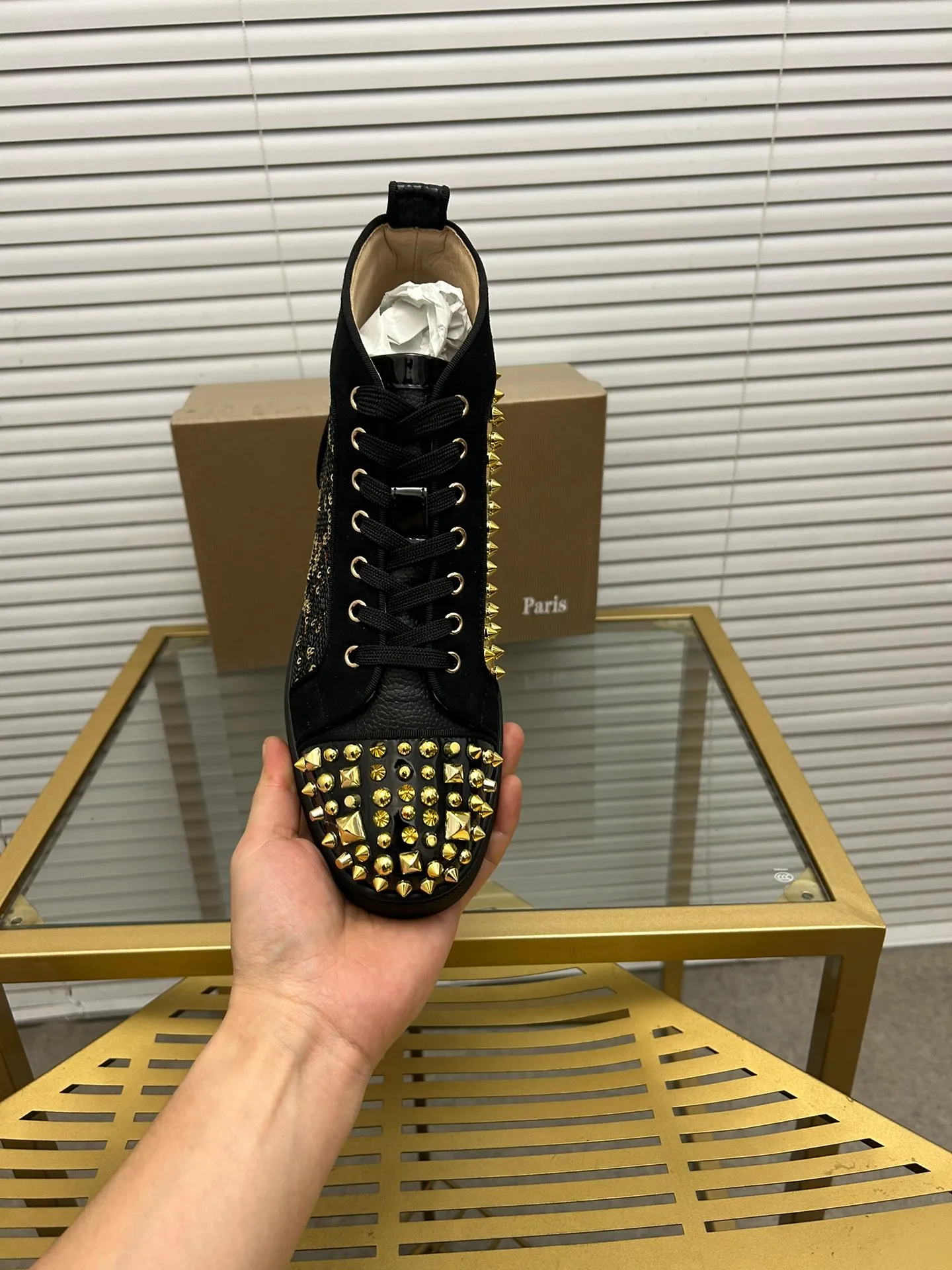 (Customized model) Ex-factory price is 560. christian louboutin (CL red sole shoes) counter series, casual sneakers for couples 📢 📢 📢 Exclusive hot style release 🎈🎈💪 Movable latex feet 👻 Finished outsole line [Proud] 😝Female 35-40# Male 38#-46, global supply😝 [Top version]: Original imported genuine leather upper, top original leather lining, original molded TPU outsole, original 1:1 detail processing, original shoe last,